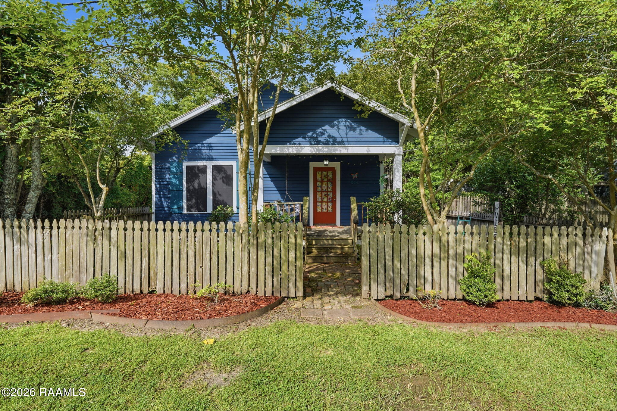 914 S Main, Breaux Bridge LA