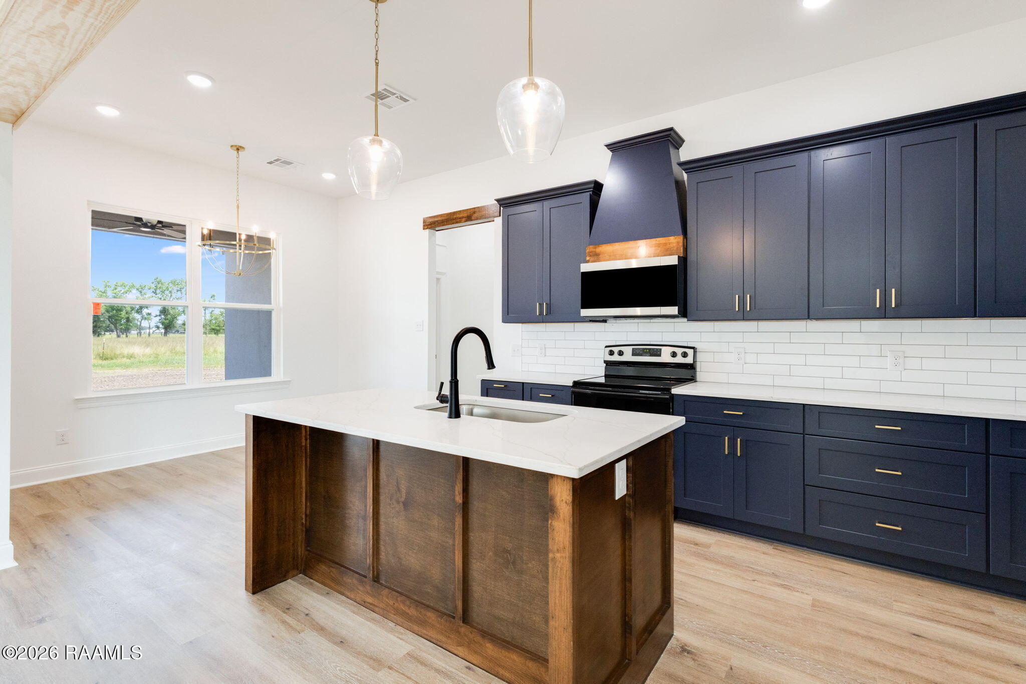 20260602215202997675000000.jpg
