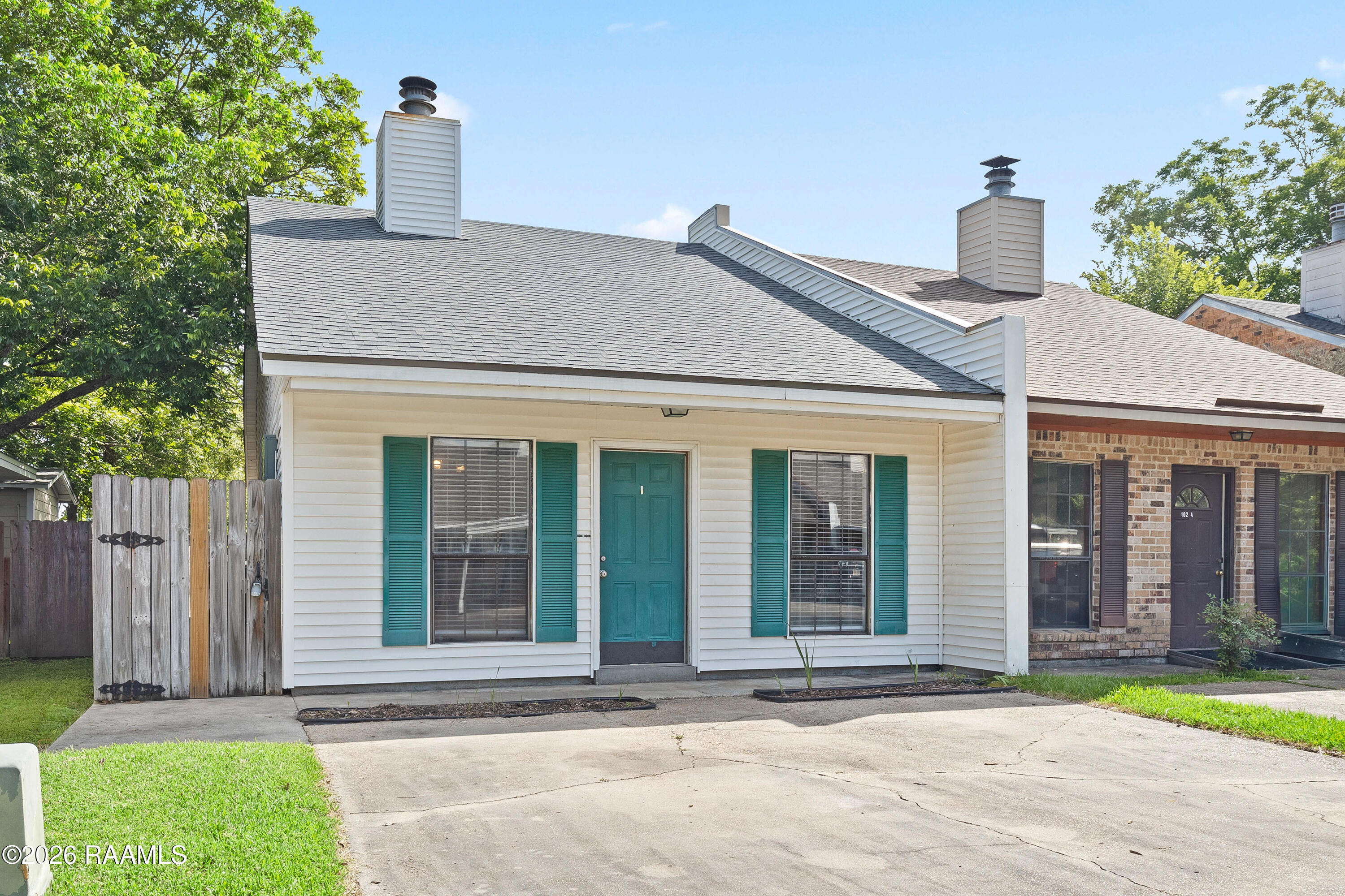 102 Longfellow, Lafayette LA