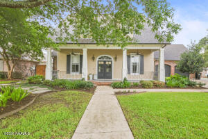 104 Carrollton, Lafayette LA