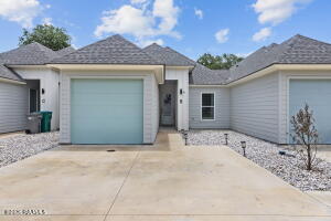300 Avenue B, Broussard LA