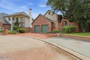109 Kings, Lafayette LA