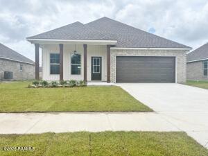209 Nandina, Scott LA
