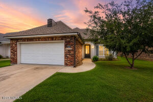 306 Adry, Youngsville LA