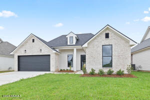105 Fountain Meadow, Broussard LA