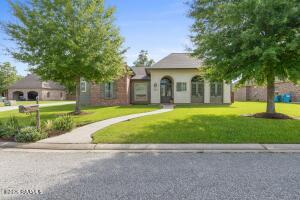1044 Angelwood, Breaux Bridge LA