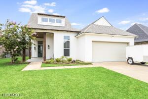 415 Easy Rock Landing, Broussard LA