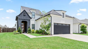 105 Sleeply View, Broussard LA