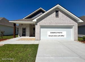 7376 Alley Oak, Maurice LA