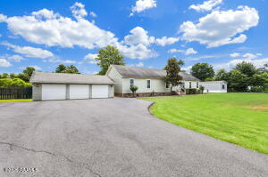 1033 Deanna, Broussard LA