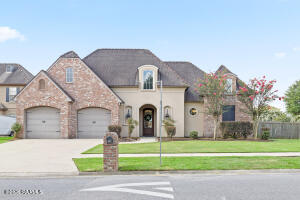 400 Boulder Creek, Lafayette LA