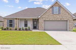 211 Sparkling Meadows, Lafayette LA