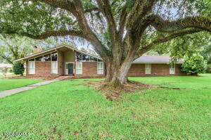 1309 Dietlien, Opelousas LA