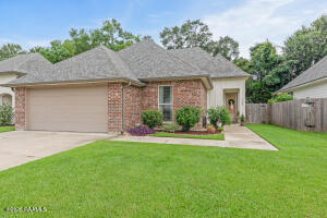 130 Gable Crest, Lafayette LA
