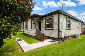 305 1/2 Henry, New Iberia LA