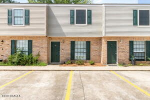 100 Winchester, Lafayette LA