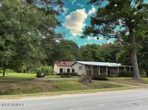 1406 C M Davis, Jennings LA