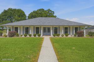 102 Shiloh, Youngsville LA
