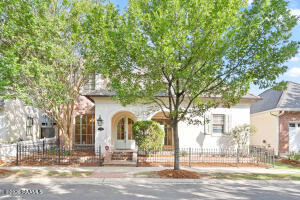 100 Roswell, Lafayette LA