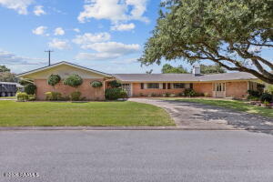 209 Robert, Lafayette LA