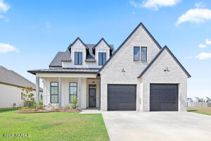 105 Queen Palm, Broussard LA