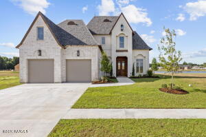 116 Summit Heights, Youngsville LA