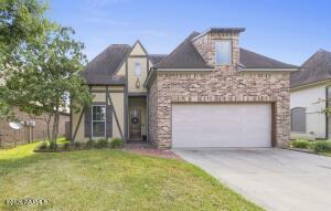 209 Golden Cypress, Youngsville LA