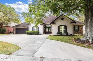 300 Creekwood, Lafayette LA
