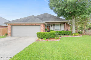 617 Southlake, Youngsville LA