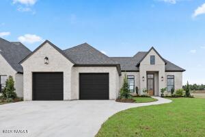 105 Summit Heights Dr, Youngsville LA