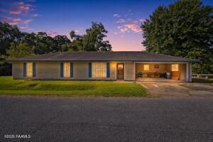 1107 W A School, Rayne LA