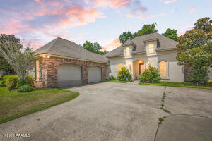 122 Timberland Ridge, Lafayette LA