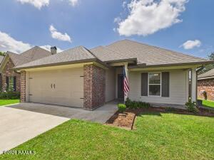 110 Scarlet Oak, Carencro LA