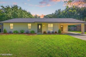 113 Driftwood, Lafayette LA