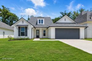 611 Whispering Meadows, Broussard LA