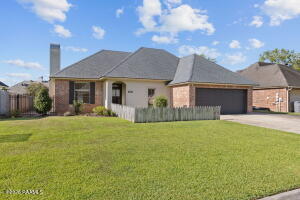 233 Barksdale, Broussard LA