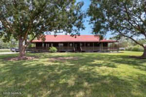 1247 Declouet, Breaux Bridge LA