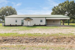 1065 Harry Huval, Breaux Bridge LA