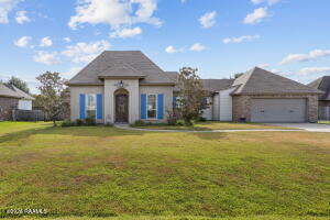207 Beringer, Duson LA
