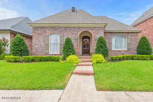110 Lakeshore, Youngsville LA