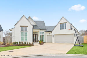 303 Harvest Creek, Lafayette LA