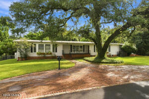 201 Edgewood, Lafayette LA