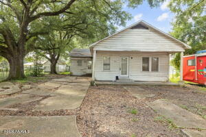 209 W Berard, St. Martinville LA
