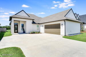 103 Queen Palm, Youngsville LA