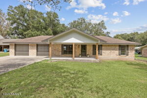 1071 Lynn Romero, Breaux Bridge LA