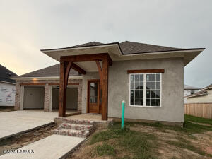 102 Lisburn, Lafayette LA