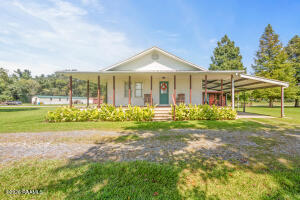 1153 Hebert, Breaux Bridge LA
