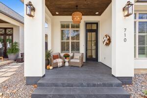 710 Harbor, Youngsville LA