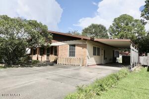 1128 William, Crowley LA