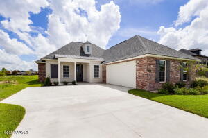 305 Sweet Harvest, Youngsville LA